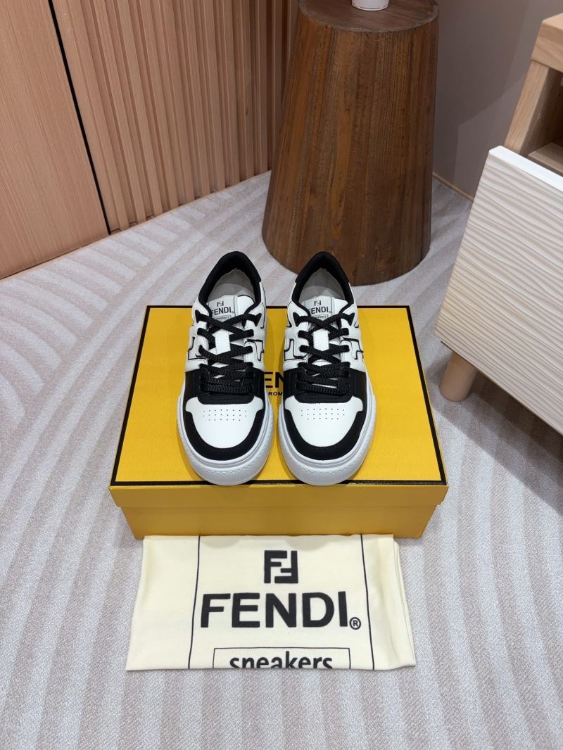 Fendi Low Shoes